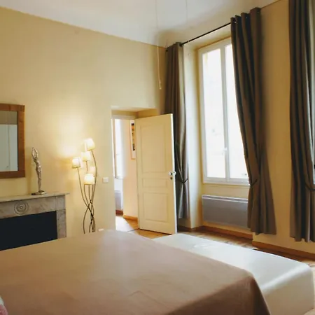 Apartment Ze Perfect Place - Spacieux - Cours Saleya - 2 Chb - 2 Sdb - Ac